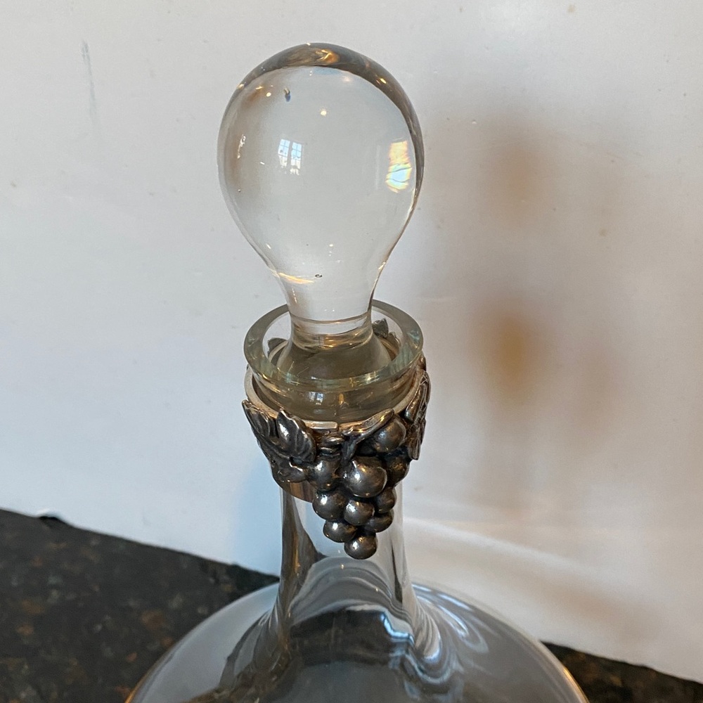 Vintage Glass Decanter with Pewter Grapes Motif - Picture 2 of 3